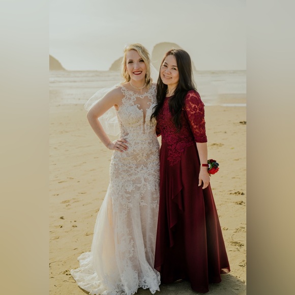 Mother of the Bride Dresses Burgundy - Picture 2 of 13